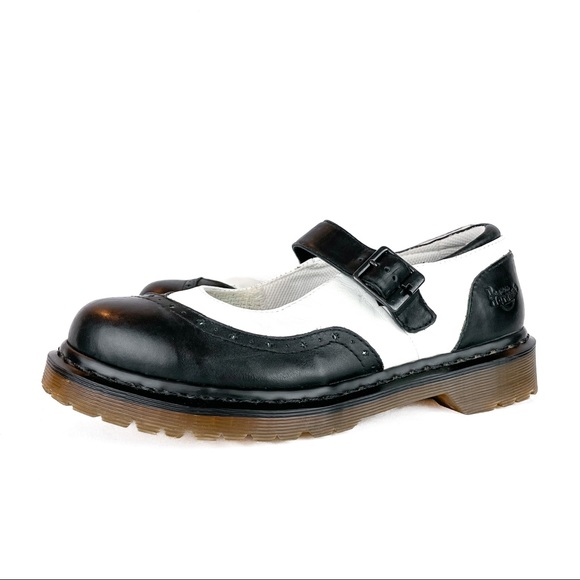 𝐬𝐨𝐥𝐝 - Picture 3 of 10